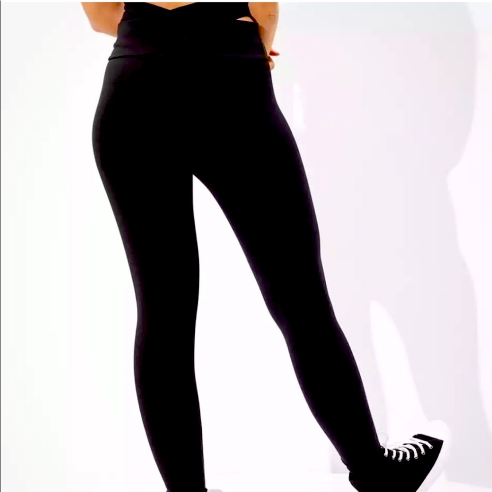 Aerie Everything Crossover Highest Waisted Legging